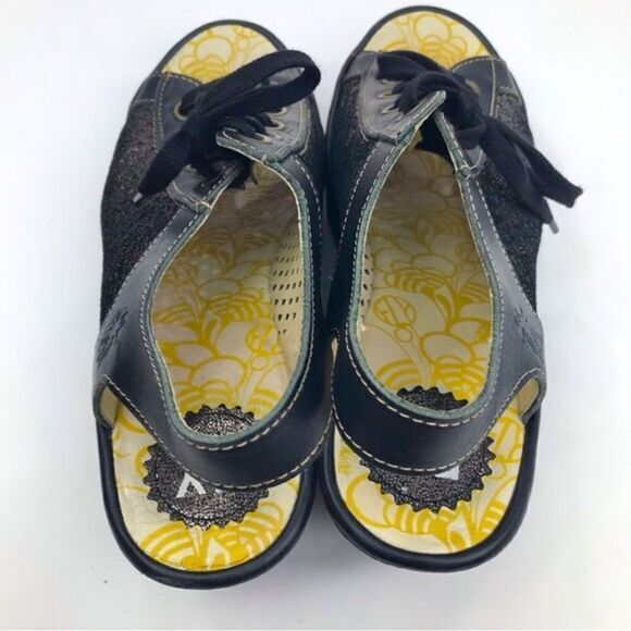 Fly London Black Metallic Perforated Leather Slingback Lace Up Chunky Wedges - Picture 8 of 16